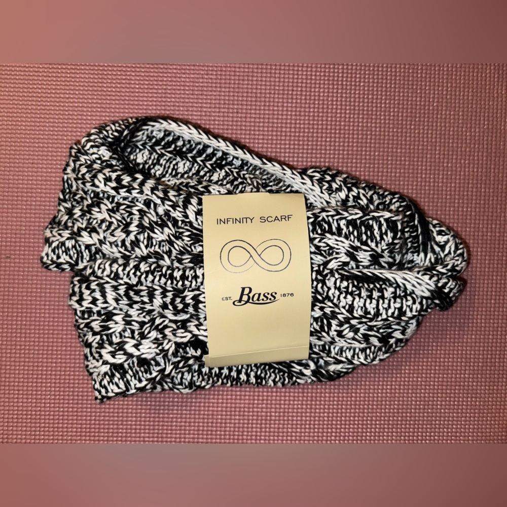 Bass Monochrome Knit Infinity Scarf